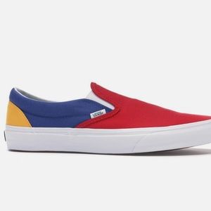 Vans yacht club classic slip-on sneakers 👟 worn one time